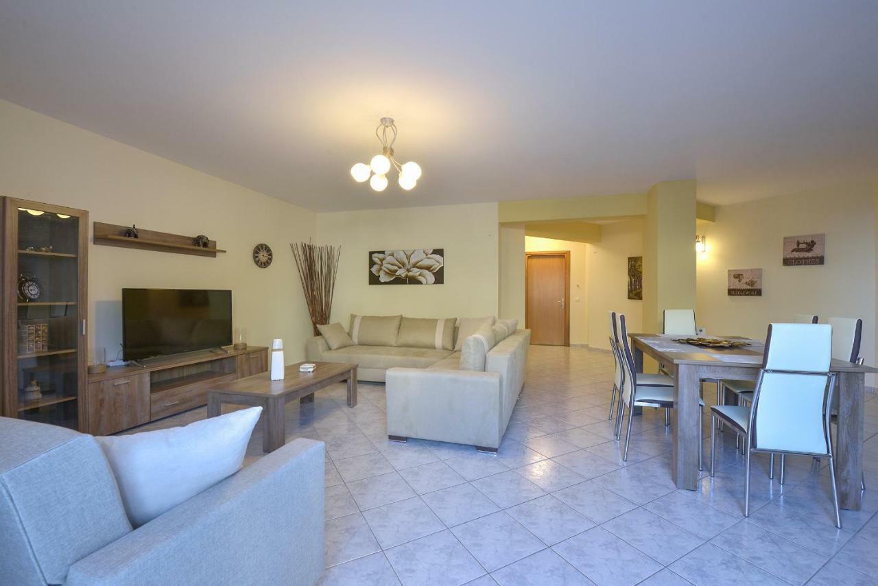 G&G House Apartment Kavála Luaran gambar